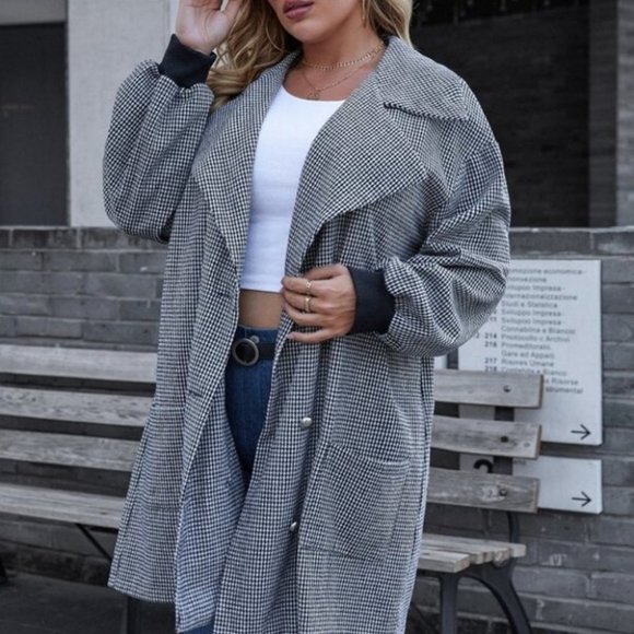 Plus Houndstooth Print Lantern Sleeve Double Breas - Picture 4 of 7